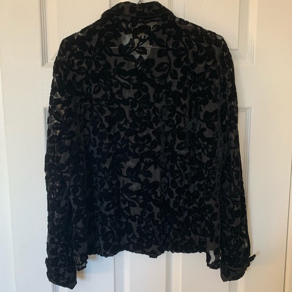 Vintage Floral Black Velvet Blouse - Picture 8 of 12